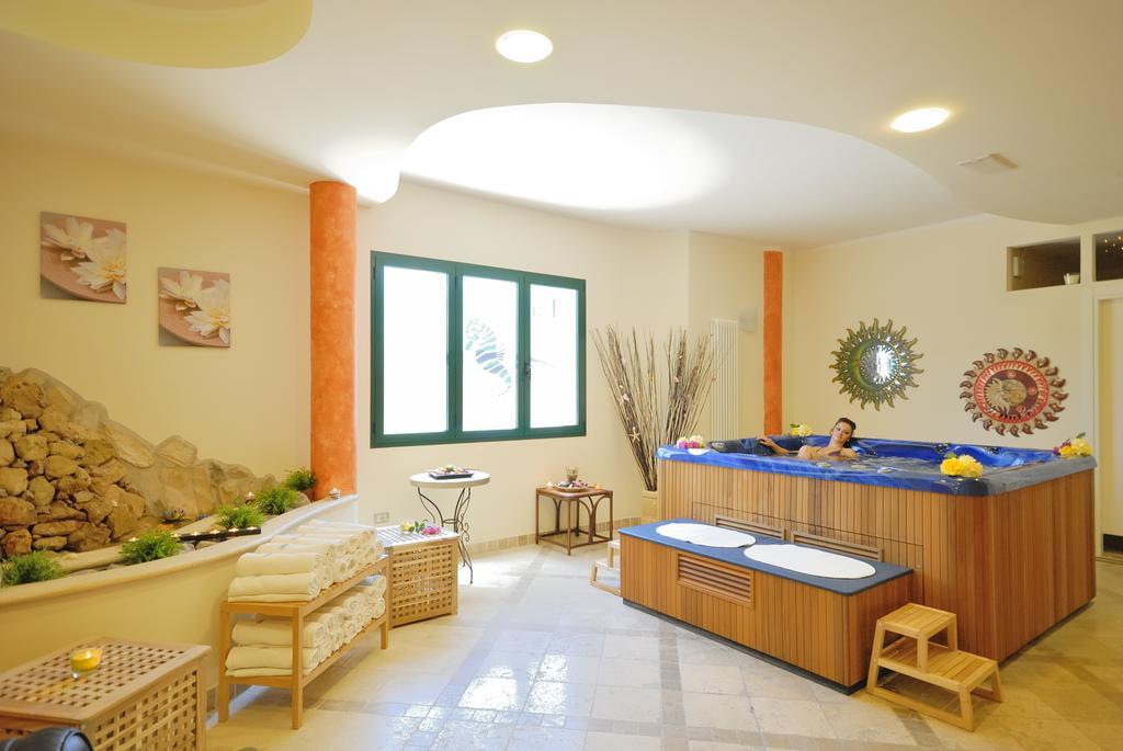 La Cecinella Apartments Марина ди Чечина Екстериор снимка
