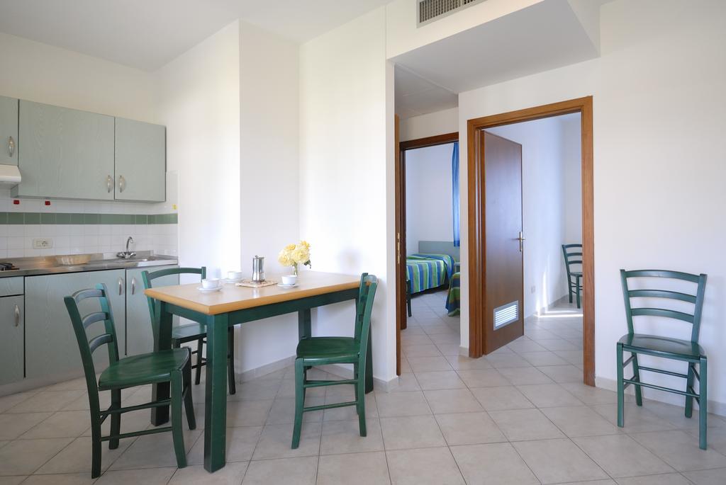 La Cecinella Apartments Марина ди Чечина Екстериор снимка