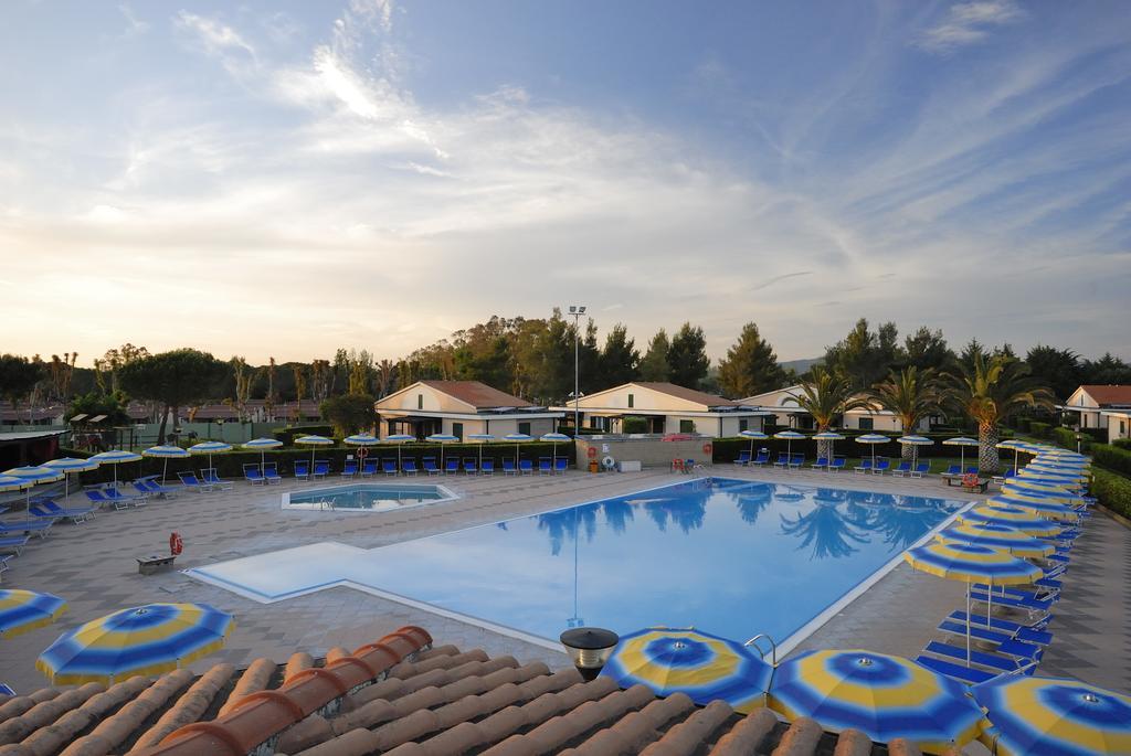 La Cecinella Apartments Марина ди Чечина Екстериор снимка